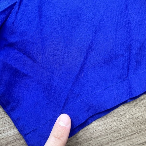 Vintage 100% Silk Sequin Embellished Royal Blue Green Tropical Button Down🌴 - Picture 8 of 8